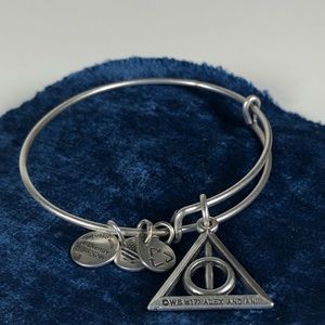 Alex and Ani Harry Potter deathly hallows bangle